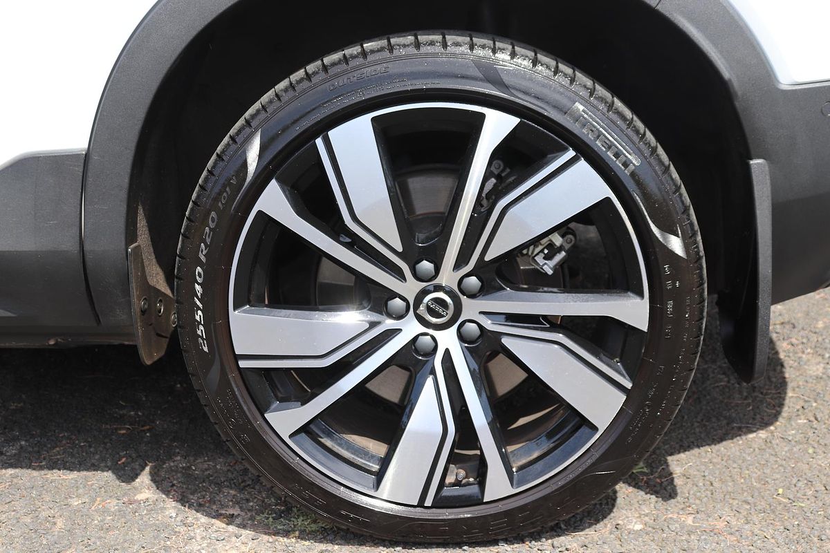 2022 Volvo XC40 Recharge Twin Pure Electric