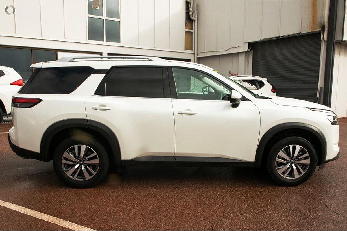 2024 Nissan Pathfinder Ti R53