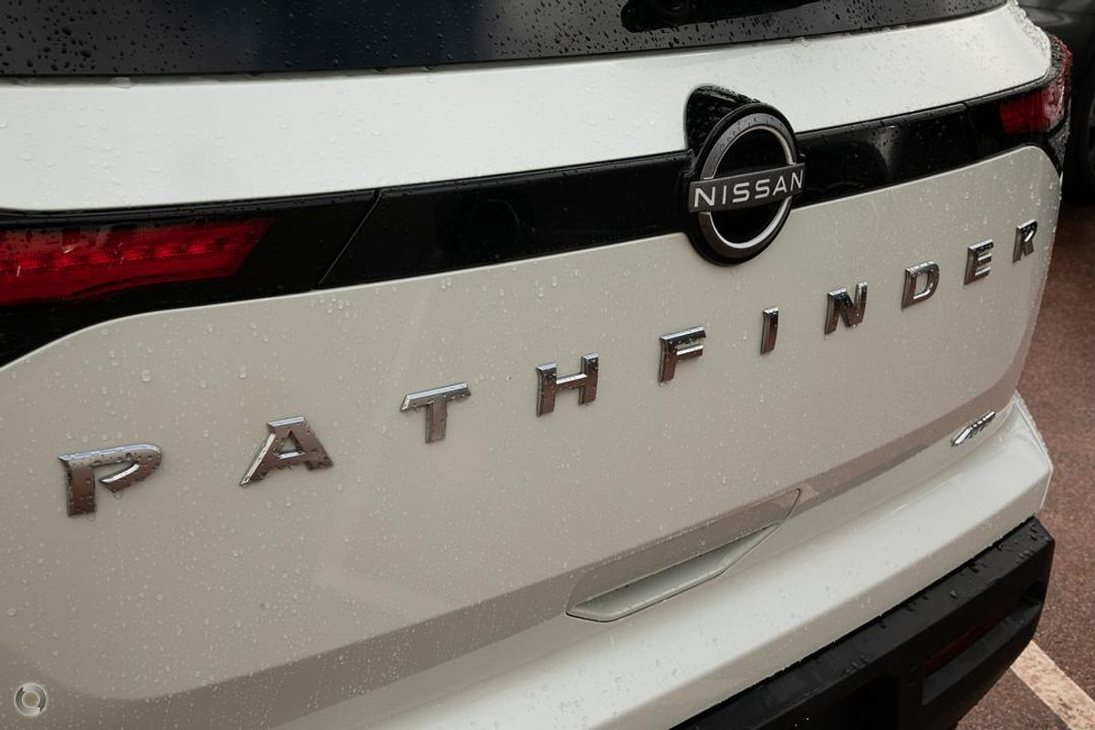 2024 Nissan Pathfinder Ti R53