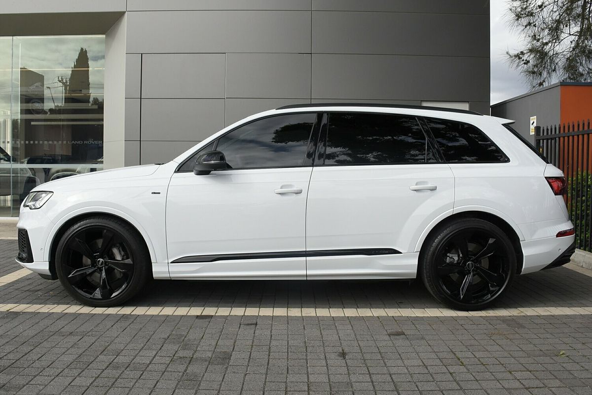 2024 Audi Q7 55 TFSI S line 4M
