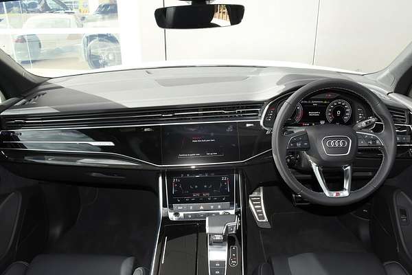 2024 Audi Q7 55 TFSI S line 4M