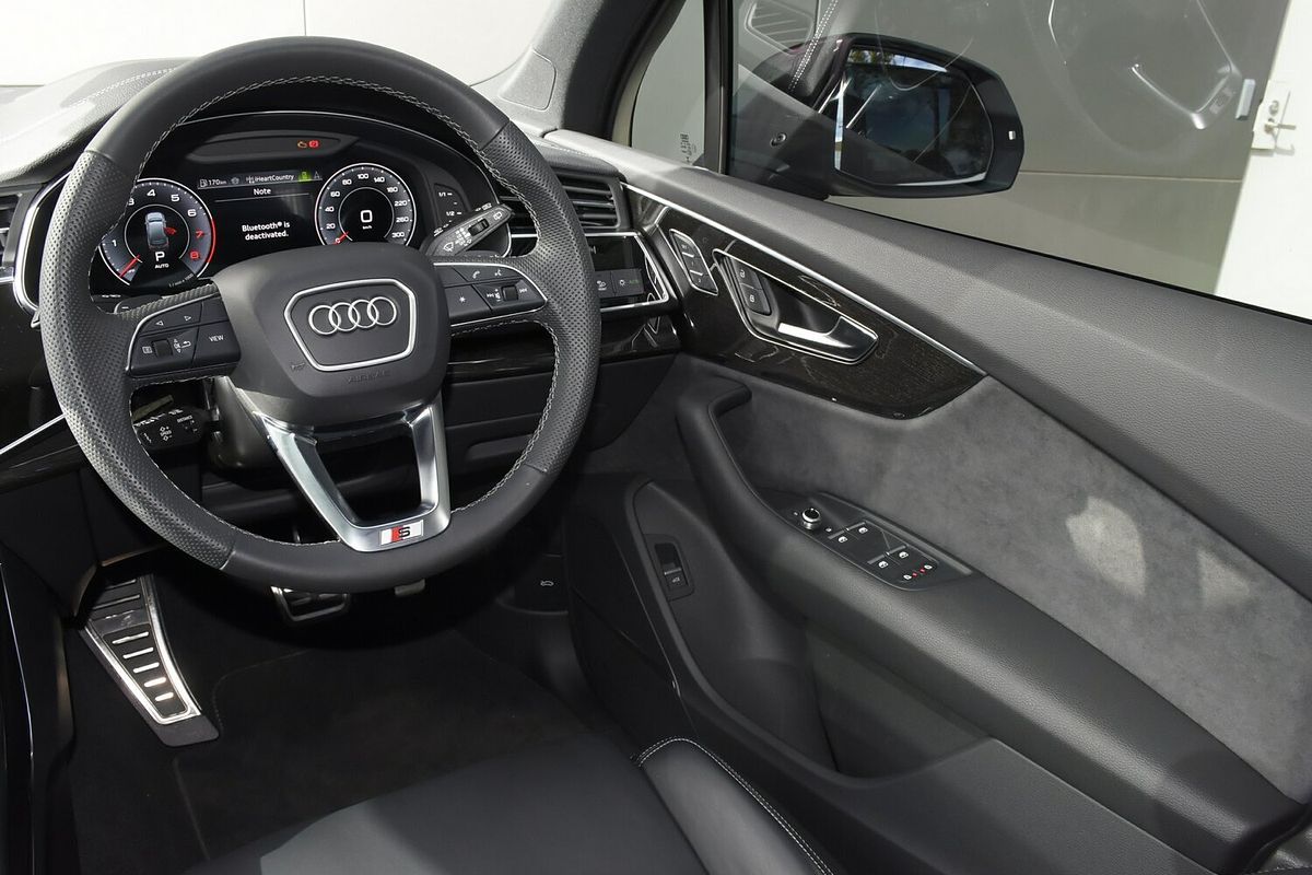 2024 Audi Q7 55 TFSI S line 4M