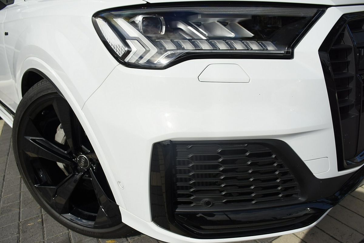 2024 Audi Q7 55 TFSI S line 4M