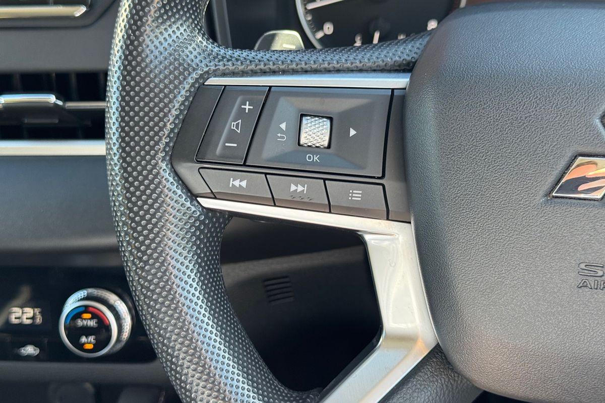 2024 Mitsubishi Outlander ES ZM