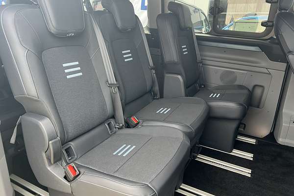 2024 Ford Tourneo Active AV