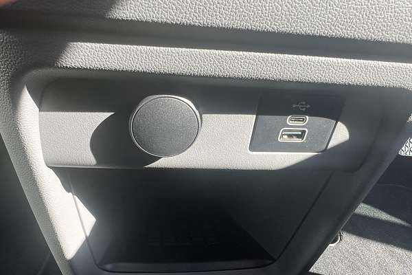 2024 Ford Tourneo Active AV