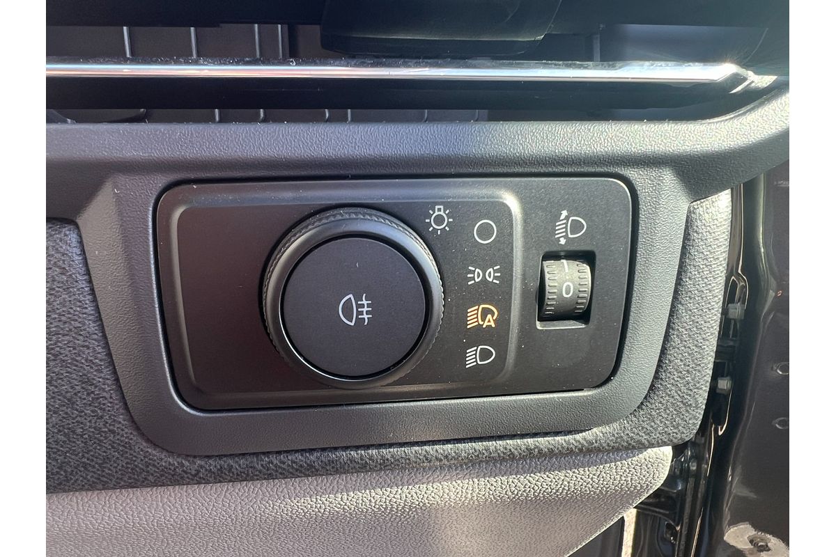 2024 Ford Tourneo Active AV