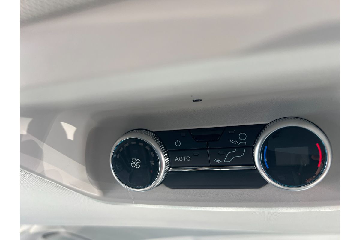 2024 Ford Tourneo Active AV