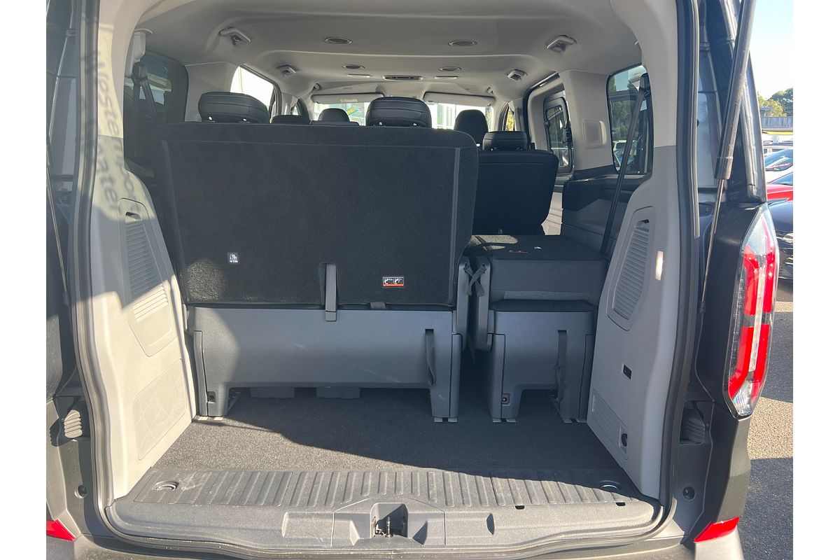 2024 Ford Tourneo Active AV