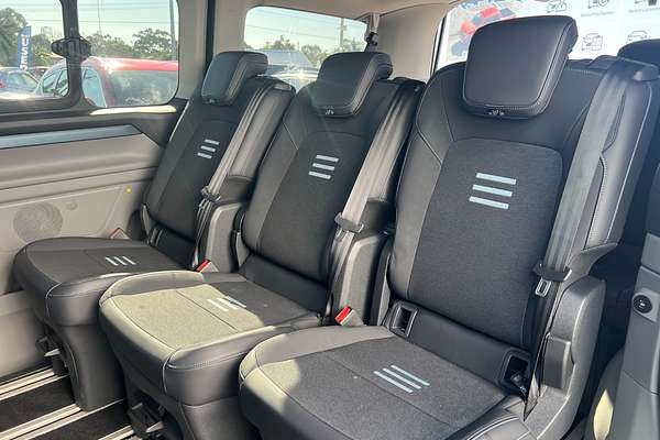 2024 Ford Tourneo Active AV