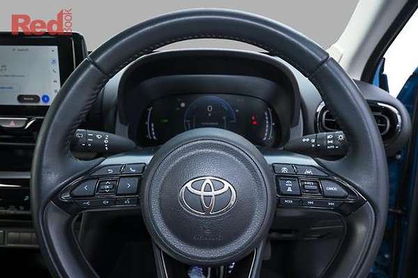 2025 Toyota Yaris Cross GXL MXPJ10R