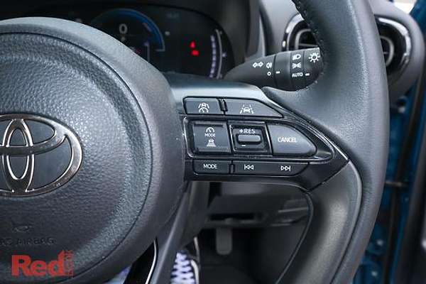2025 Toyota Yaris Cross GXL MXPJ10R