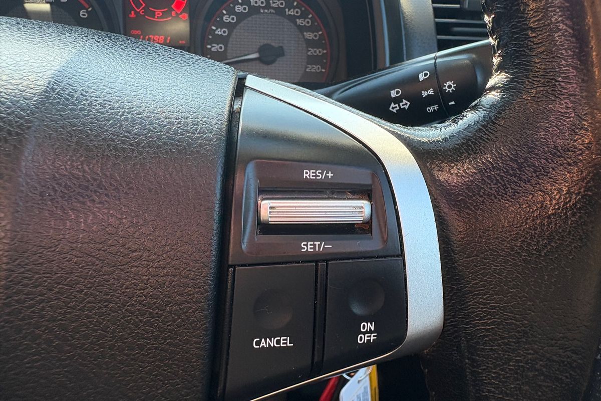 2019 Isuzu D-MAX SX High Ride Rear Wheel Drive