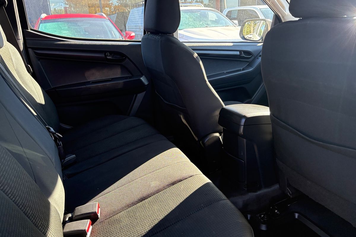 2019 Isuzu D-MAX SX High Ride Rear Wheel Drive