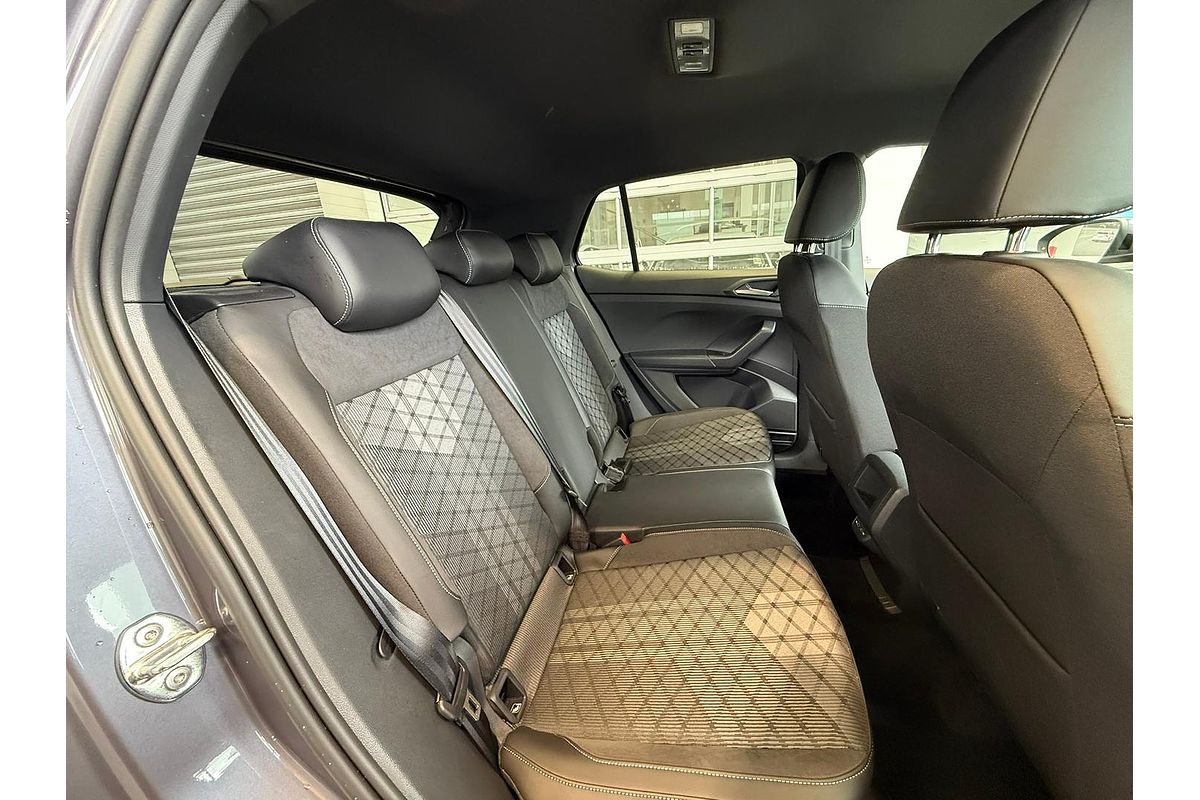 2024 Volkswagen T-Cross 85TSI R-Line D31