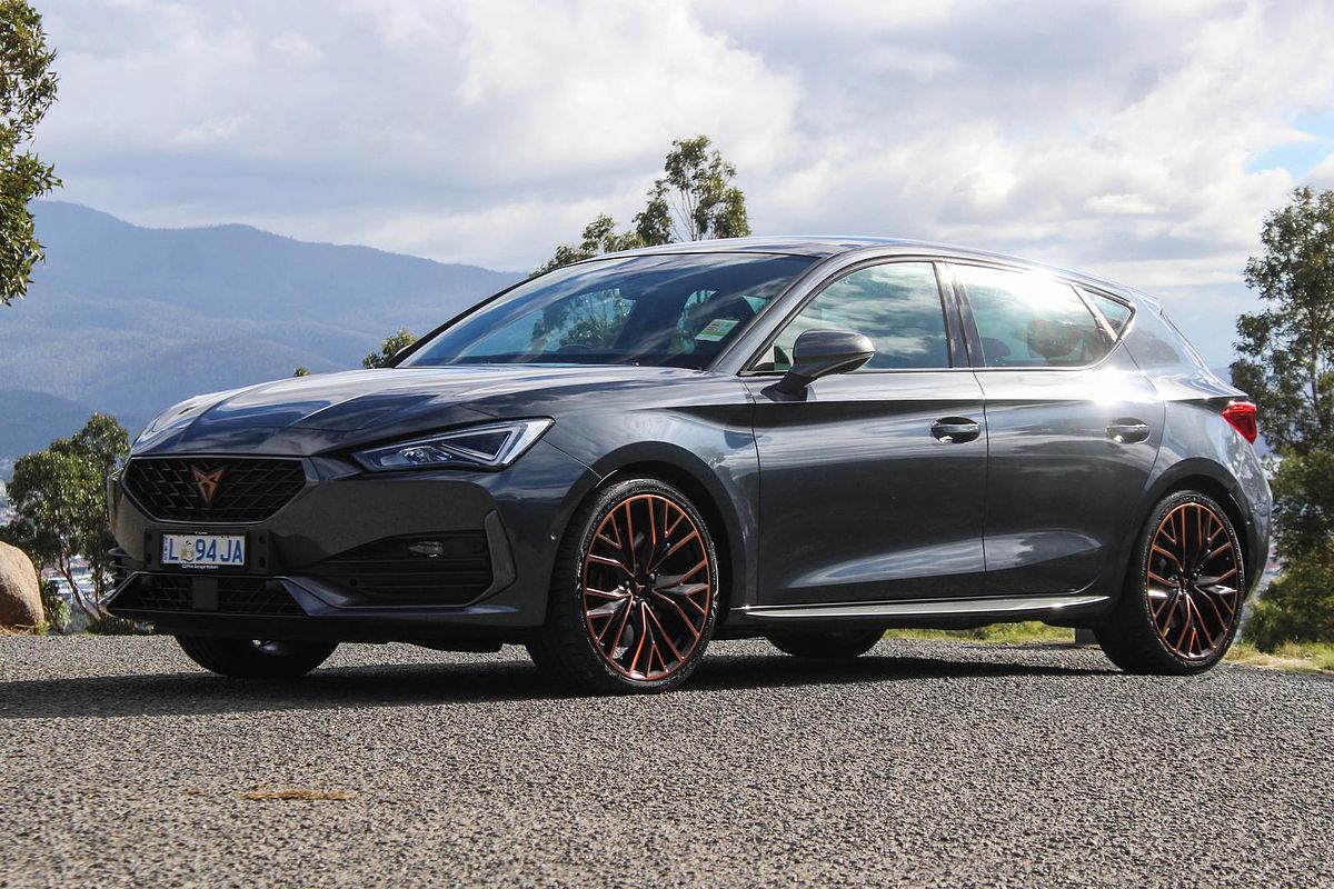 2024 CUPRA Leon VZx KL
