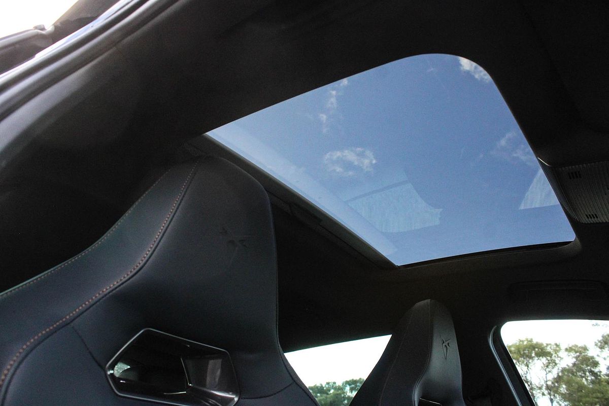 2024 CUPRA Leon VZx KL