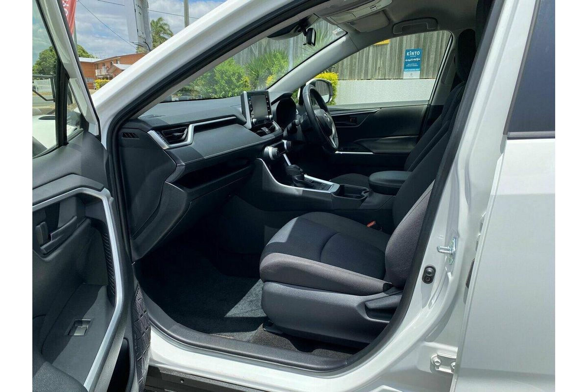 2020 Toyota RAV4 GX AXAH52R