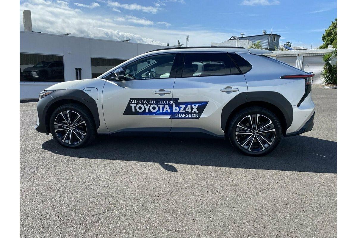 2023 Toyota bZ4X YEAM15R