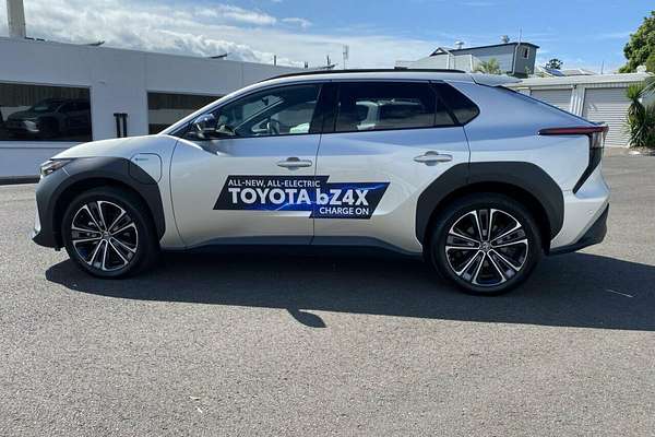 2023 Toyota bZ4X YEAM15R