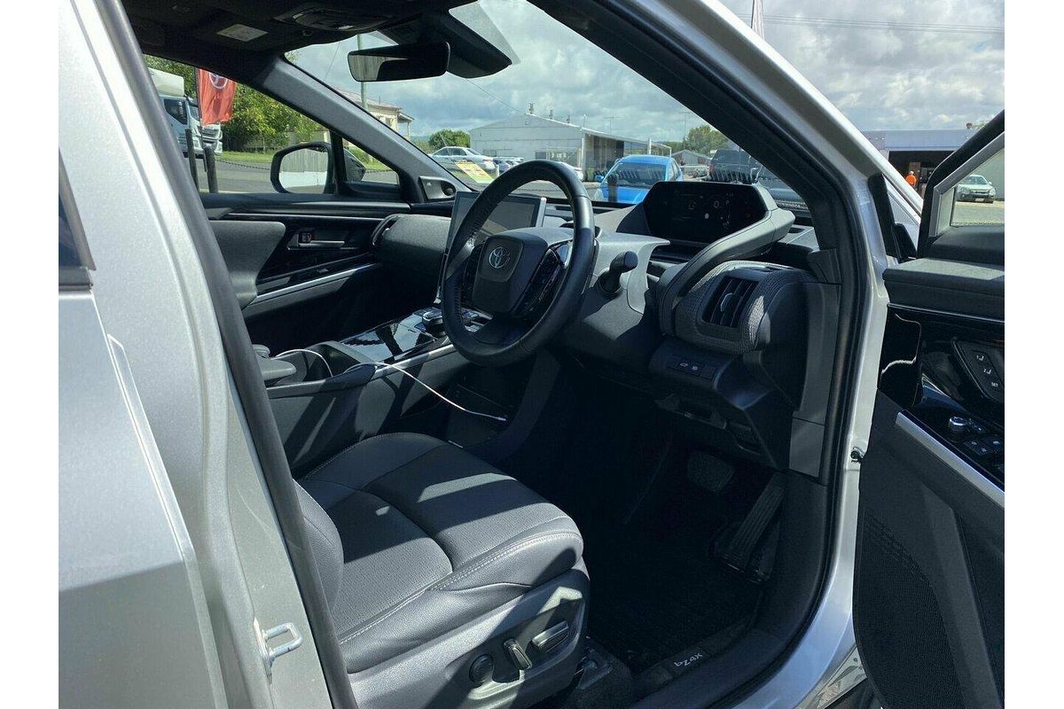 2023 Toyota bZ4X YEAM15R