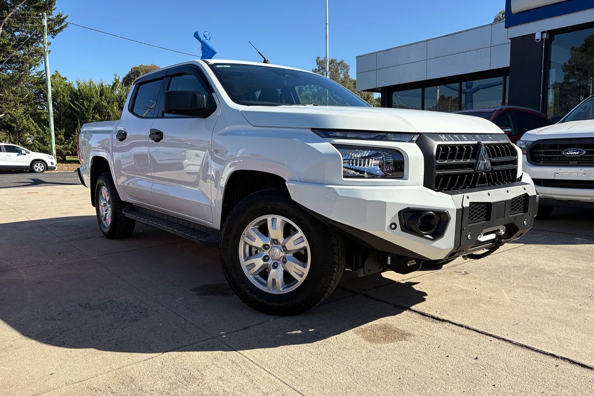 2024 Mitsubishi Triton GLX+ MV 4X4