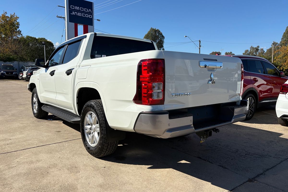 2024 Mitsubishi Triton GLX+ MV 4X4