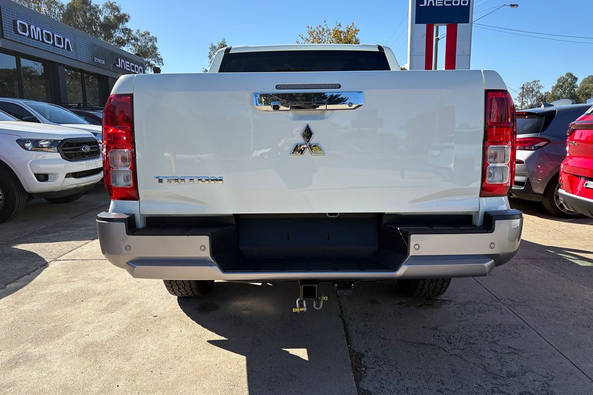 2024 Mitsubishi Triton GLX+ MV 4X4