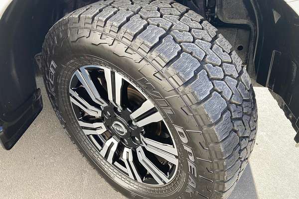 2023 Nissan Patrol Ti-L Y62