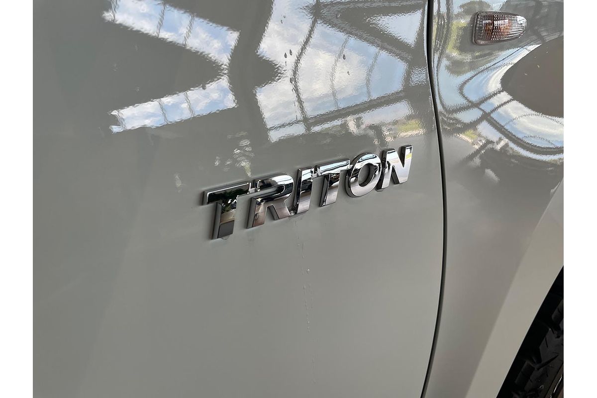 2023 Mitsubishi Triton GLX MR 4X4