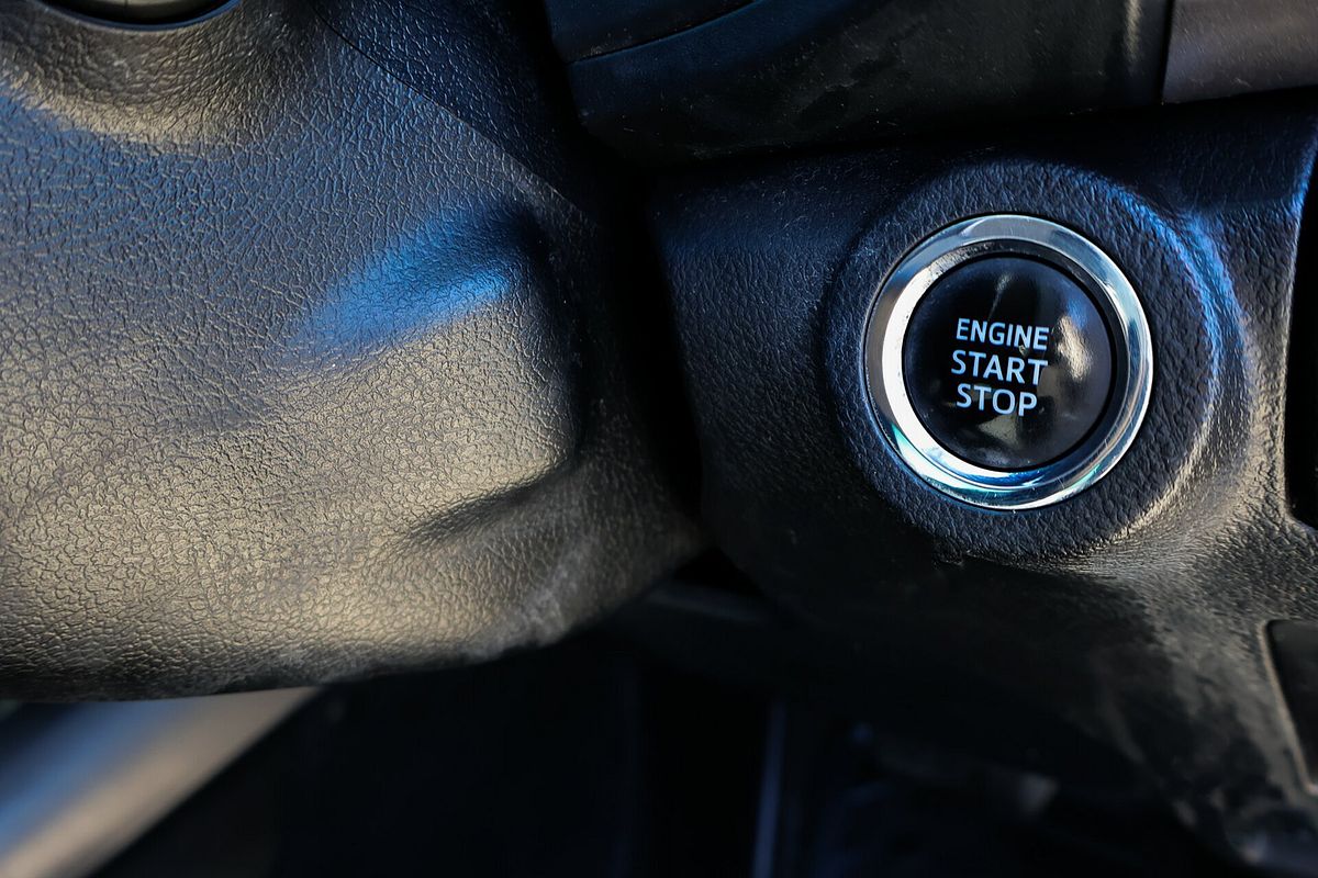 2016 Toyota Hilux SR5 GUN126R 4X4