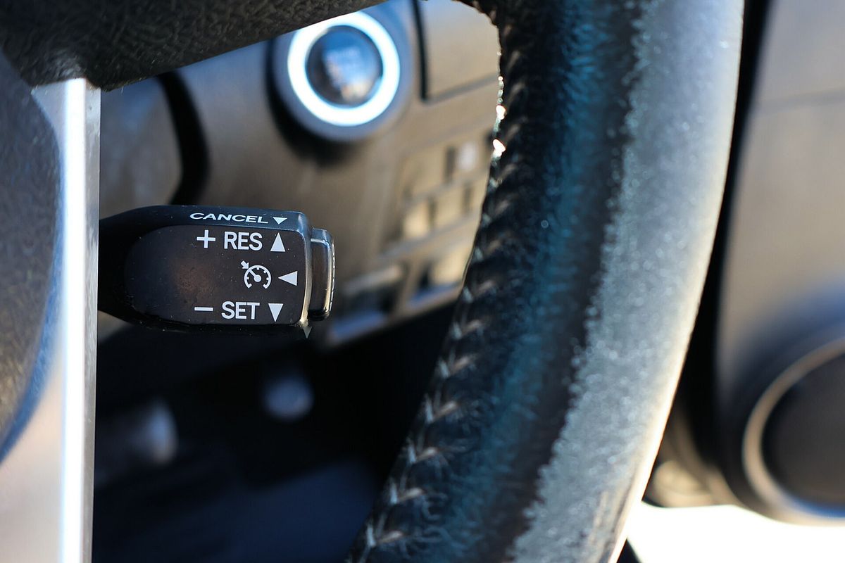 2016 Toyota Hilux SR5 GUN126R 4X4