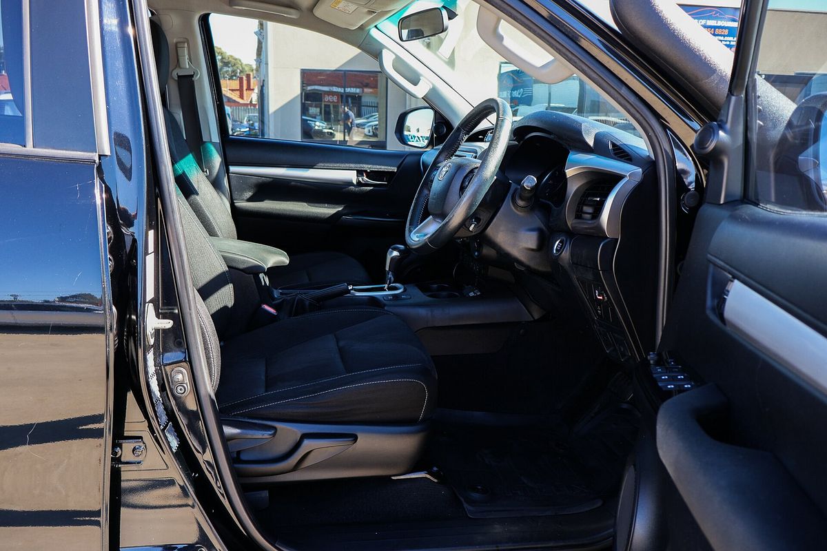 2016 Toyota Hilux SR5 GUN126R 4X4