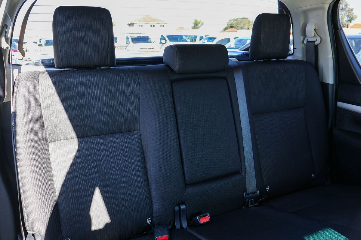 2016 Toyota Hilux SR5 GUN126R 4X4