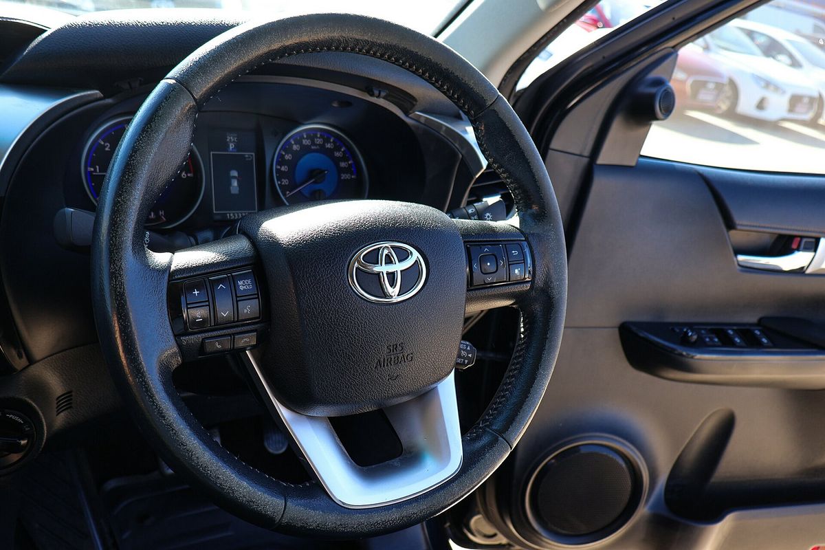 2016 Toyota Hilux SR5 GUN126R 4X4