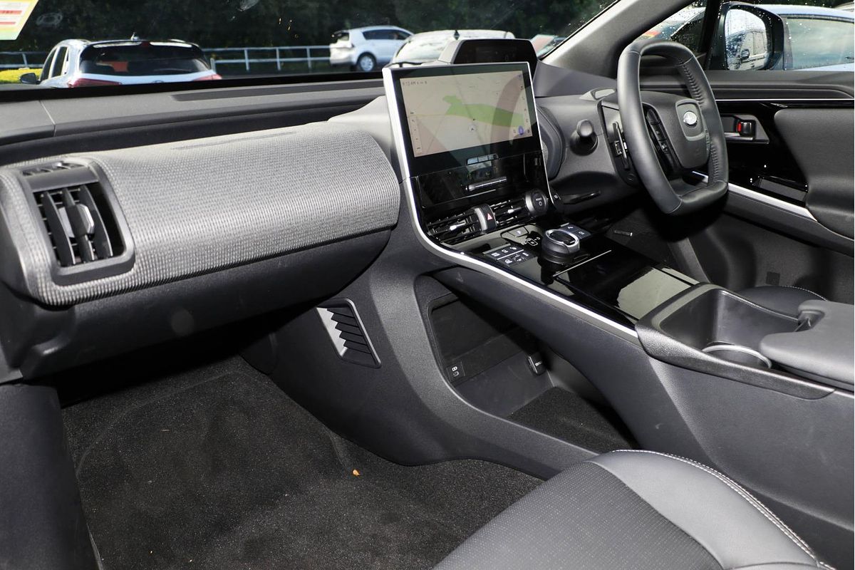 2024 Subaru Solterra AWD Touring E1-1
