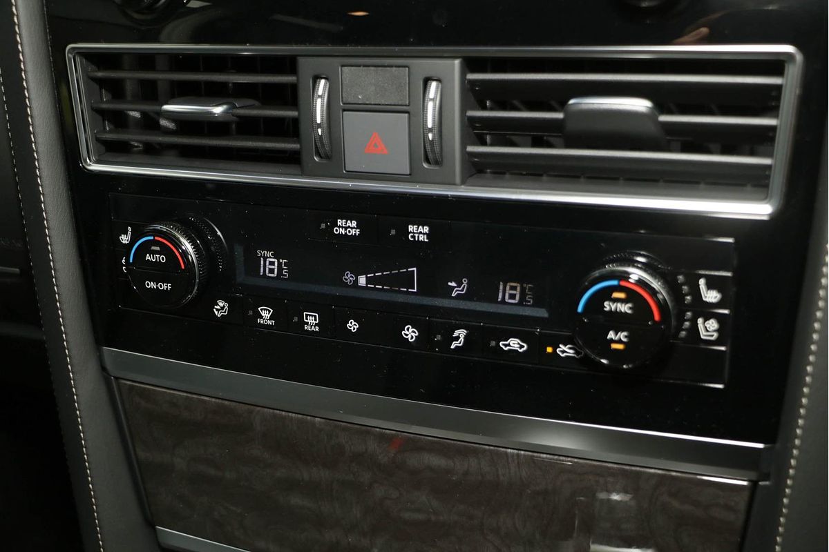 2025 Nissan Patrol Ti-L Y62