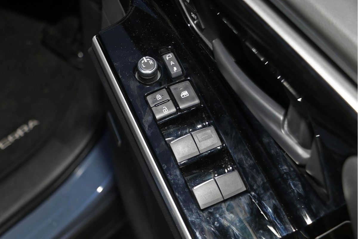 2024 Subaru Solterra AWD Touring E1-1