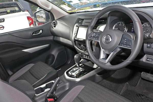 2024 Nissan Navara ST-X D23 4X4