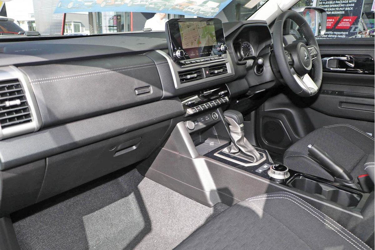 2024 Mitsubishi Triton GLS MV 4X4