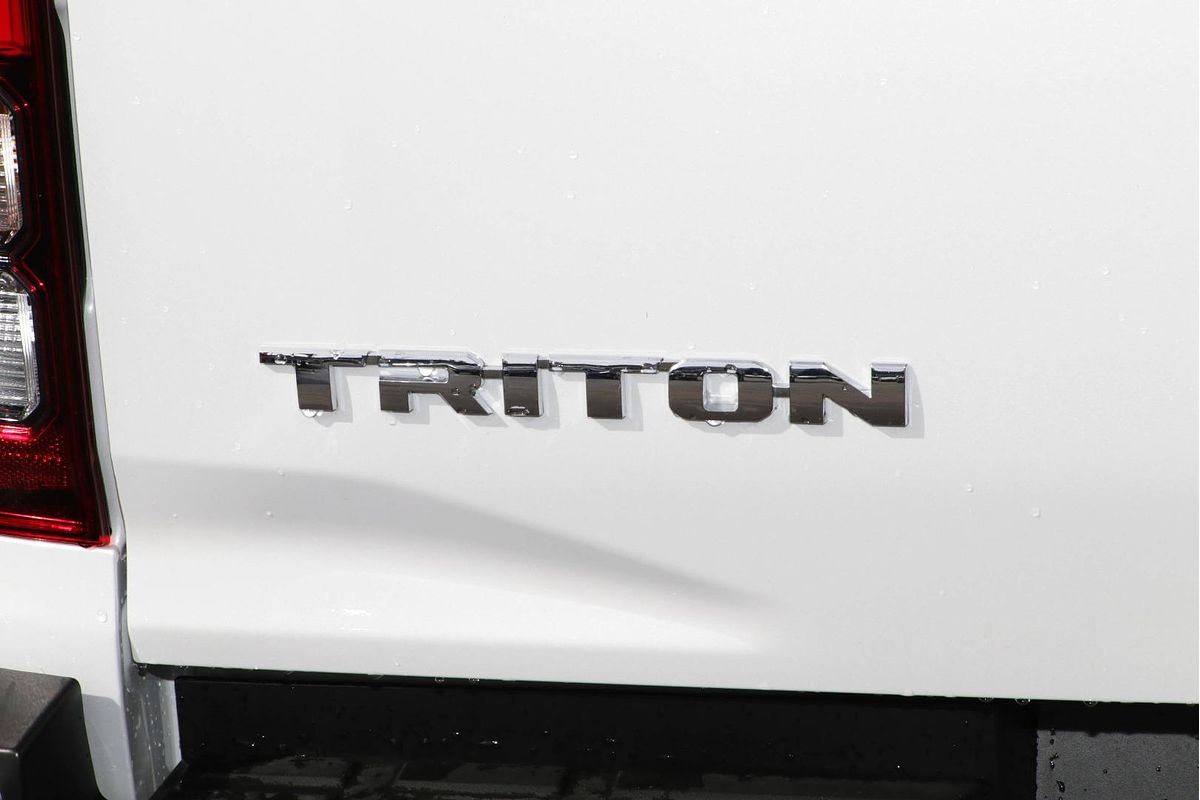 2024 Mitsubishi Triton GLS MV 4X4