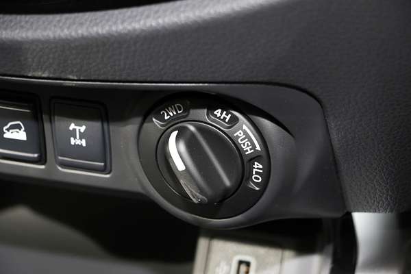 2024 Nissan Navara ST-X D23 4X4
