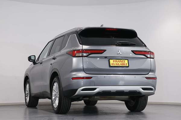 2023 Mitsubishi Outlander LS ZM