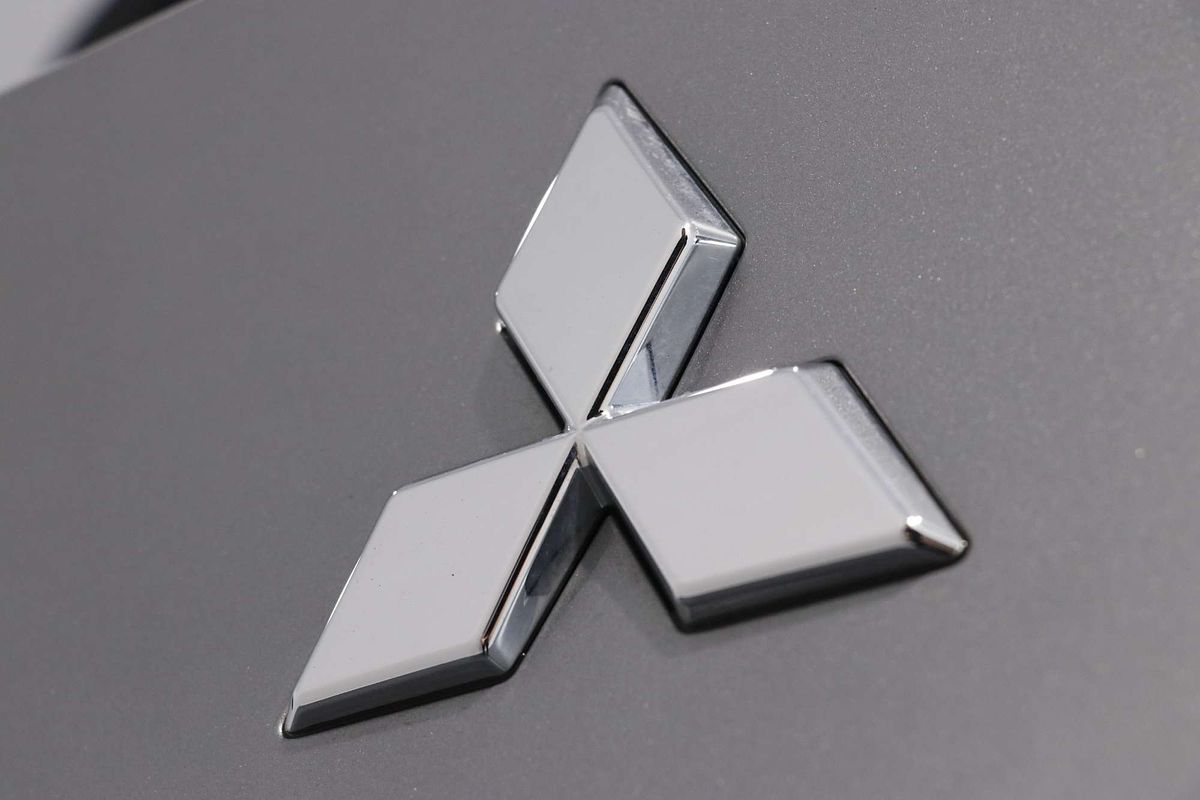 2023 Mitsubishi Outlander LS ZM