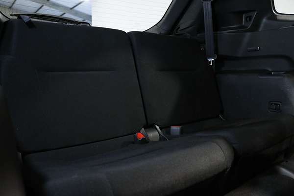 2023 Mitsubishi Outlander LS ZM