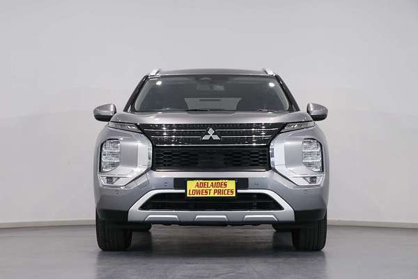 2023 Mitsubishi Outlander LS ZM