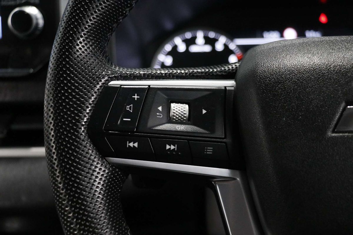 2023 Mitsubishi Outlander LS ZM