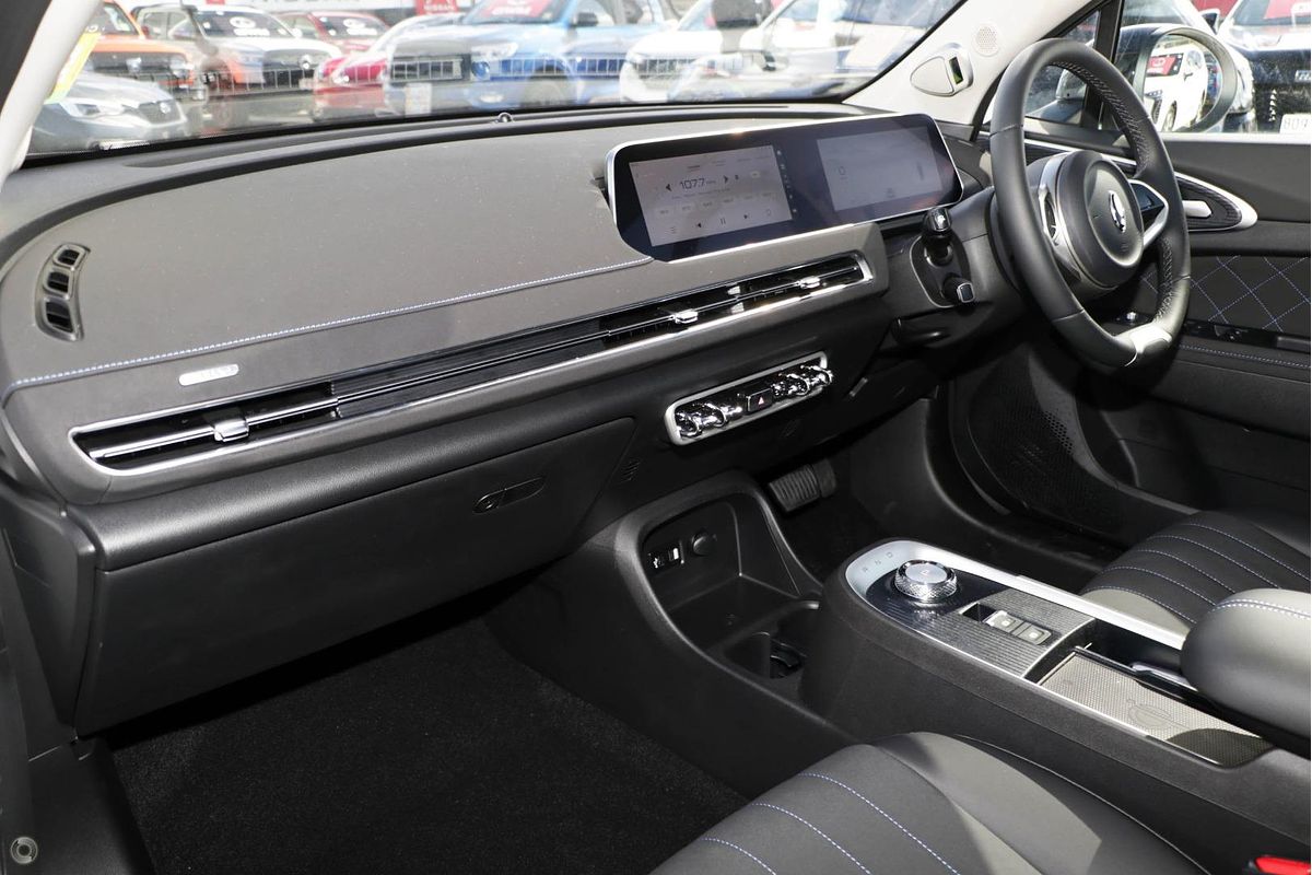 2025 GWM Ora Standard Range ES11