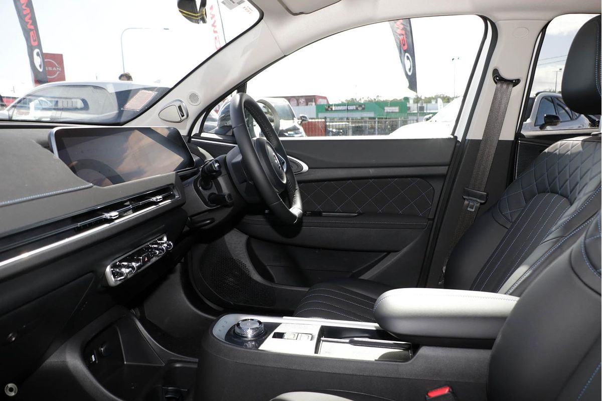2025 GWM Ora Standard Range ES11