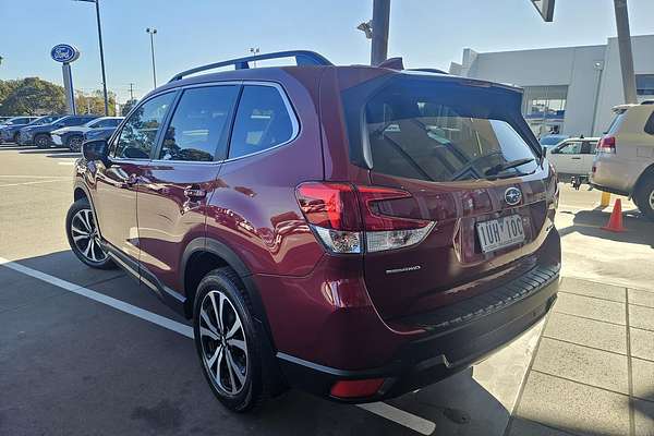 2021 Subaru Forester 2.5i Premium S5